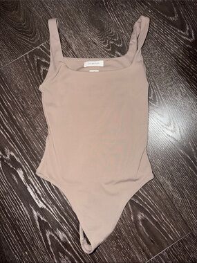 Artizia Babaton square neck body suit